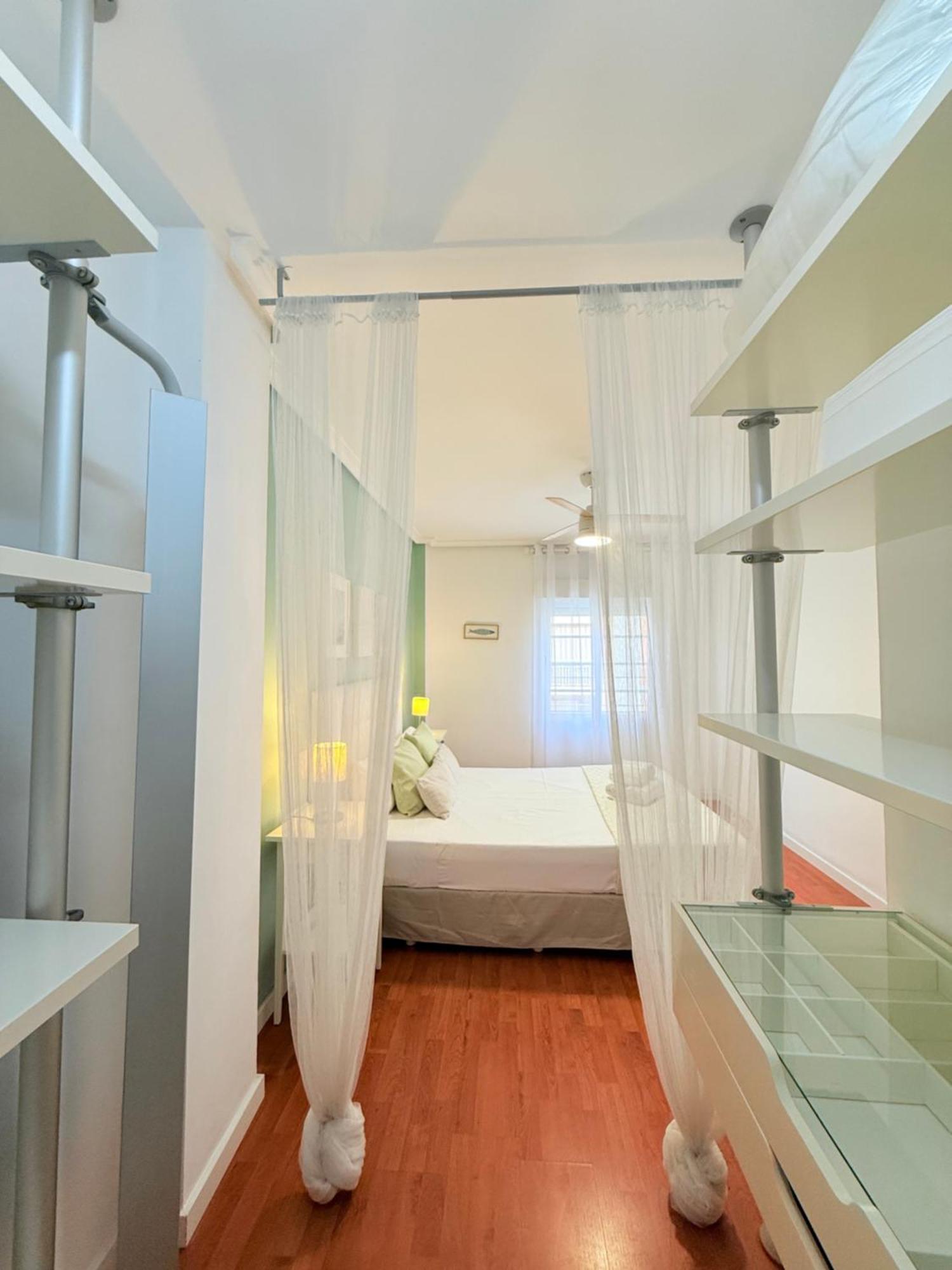 Travel Habitat Mestalla バレンシア エクステリア 写真
